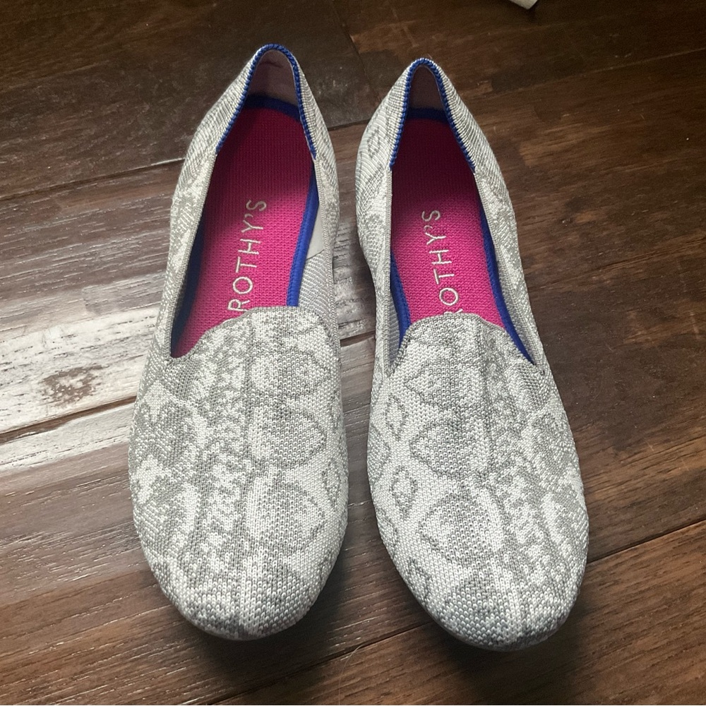 Rothy's grey snake skin loafer size 9